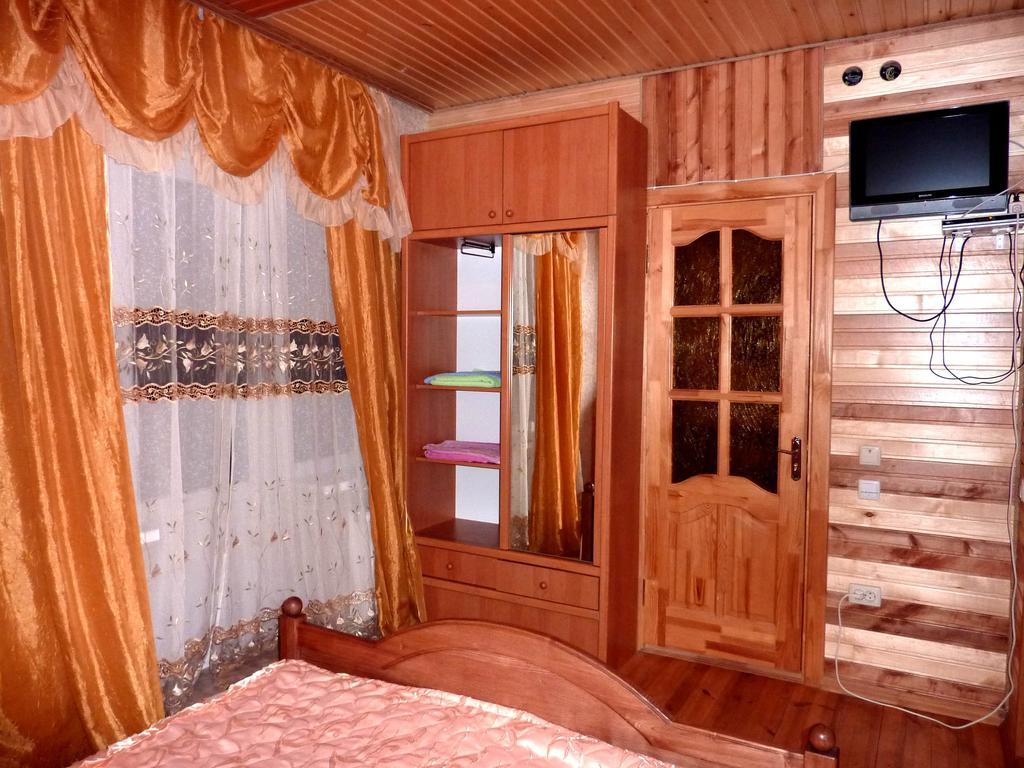 Makovytsya Hotel Yaremche Exterior photo
